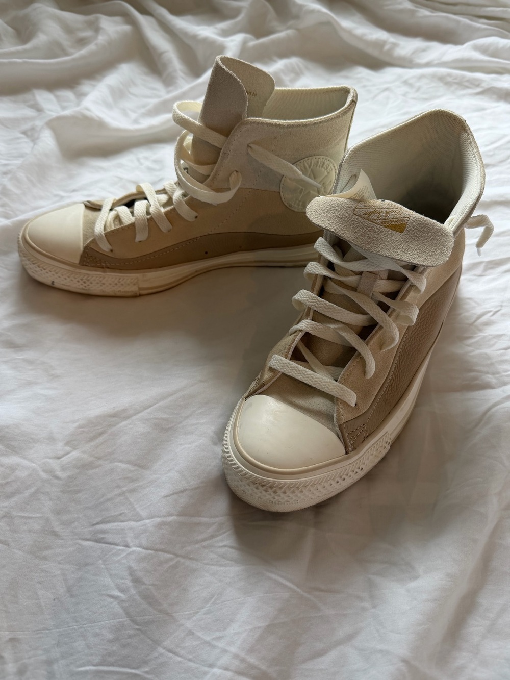 Converse Chuck Taylor 'Vanilla Latte' High-Top Sneakers in Cream and Off-White